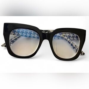 Chico’s Houndstooth CatEye Readers Black & White Glasses Strength 1.5